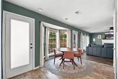 309 E Golden Arrow Circle, The Woodlands, TX 77381 - Photo 14