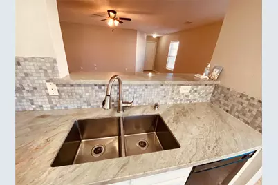29206 Legends Valley Drive, Spring, TX 77386 - Photo 10