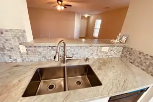 29206 Legends Valley Dr, Spring, TX 77386 - Photo 10