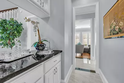 41 Wynden Oaks Drive, Houston, TX 77056 - Photo 10