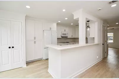 6114 Kirby Drive, Houston, TX 77005 - Photo 14