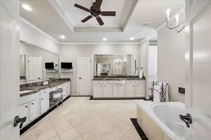 802 Anderson St, Bellaire, TX 77401 - Photo 18