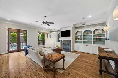 802 Anderson Street, Bellaire, TX 77401 - Photo 2