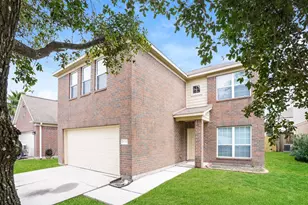 14815 Hillside Woods Ct, Houston, TX 77049 - Photo 2