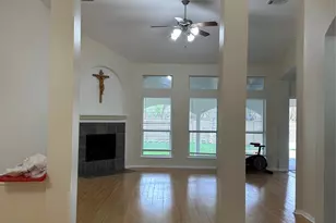 11158 Riverbank Ridge Ln, Houston, TX 77089 - Photo 2