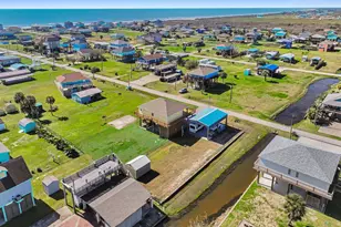 938 S Sage Rd, Crystal Beach, TX 77650 - Photo 32
