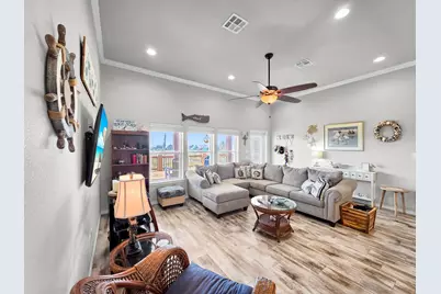 938 S Sage Road, Crystal Beach, TX 77650 - Photo 18