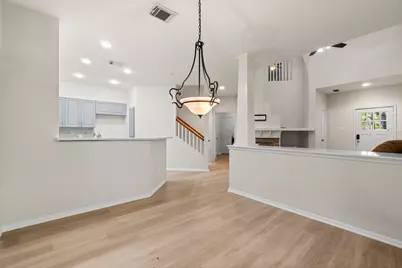 75 Scarlet Woods Court, The Woodlands, TX 77380 - Photo 8
