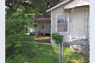 2204 Highway 3, Dickinson, TX 77539 - Photo 2