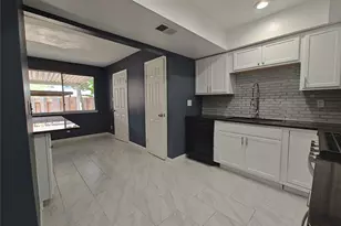 2252 Shadowdale Dr, Houston, TX 77043 - Photo 18