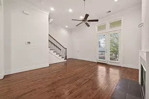 3217 Maxroy St, Houston, TX 77008 - Photo 14