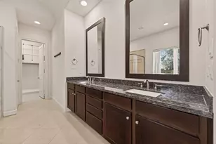 3217 Maxroy St, Houston, TX 77008 - Photo 18