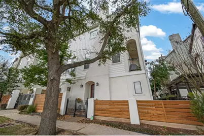 3217 Maxroy Street, Houston, TX 77008 - Photo 6