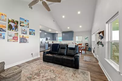 2024 County Road 201, Sargent, TX 77414 - Photo 8