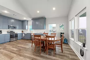 2024 County Rd 201, Sargent, TX 77414 - Photo 4