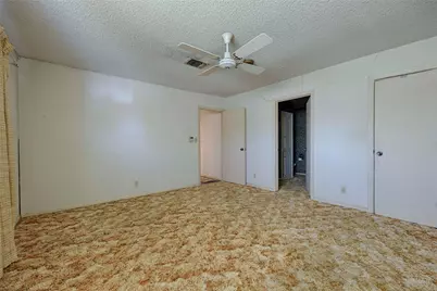 808 Herder Avenue, Schulenburg, TX 78956 - Photo 20