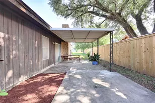 808 Herder Ave, Schulenburg, TX 78956 - Photo 30