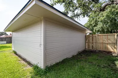4711 Burning Tree Drive, Baytown, TX 77521 - Photo 14