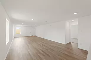 941 Sutherland Fls St, Conroe, TX 77303 - Photo 8