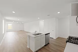 941 Sutherland Fls St, Conroe, TX 77303 - Photo 6