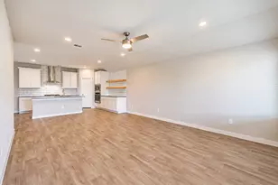 12534 Newport Arch Ln, Houston, TX 77047 - Photo 4