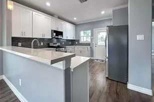 4309 Avenue K, Galveston, TX 77550 - Photo 8