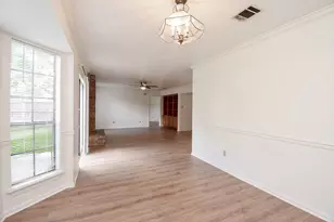 16202 Hickory Point Rd, Houston, TX 77095 - Photo 10