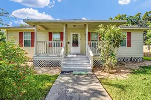 123 Robinson Rd, Oyster Creek, TX 77541 - Photo 2