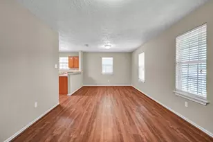 123 Robinson Rd, Oyster Creek, TX 77541 - Photo 4