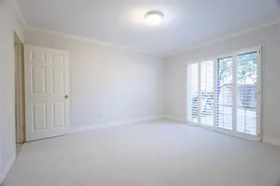 655 S Ripple Creek Dr, Houston, TX 77057 - Photo 16