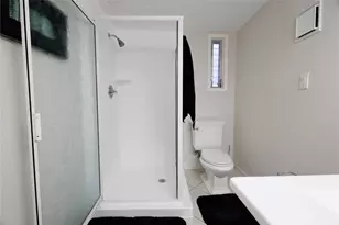 655 S Ripple Creek Dr, Houston, TX 77057 - Photo 14