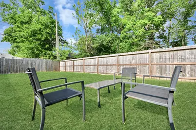 9027 Madera Road #B, Houston, TX 77078 - Photo 48