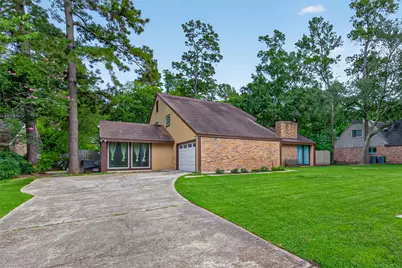 23610 Creekview Drive, Spring, TX 77389 - Photo 2