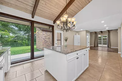 23610 Creekview Drive, Spring, TX 77389 - Photo 14