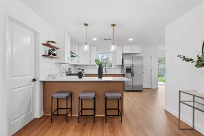 5023 Redstart Street, Houston, TX 77035 - Photo 12