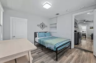 412 Drew St, Houston, TX 77006 - Photo 8