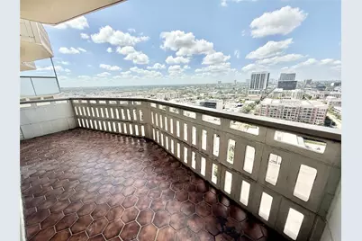 2016 Main #1904, Houston, TX 77002 - Photo 16