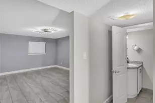 7044 S Dairy Ashford Rd, Houston, TX 77072 - Photo 6