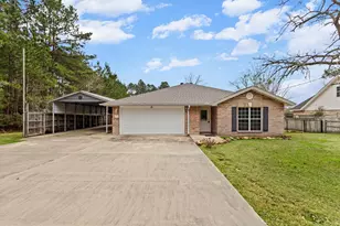 311 Peppertree, Village Mills, TX 77663 - Photo 4
