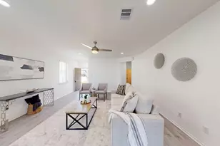 9303 Colonial Bent Ct, Conroe, TX 77385 - Photo 10