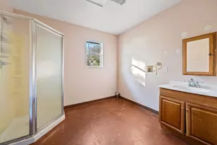 114 Main St, Hull, TX 77564 - Photo 12