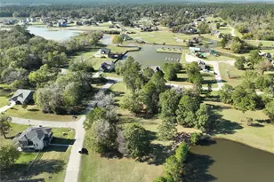 7 Silver Lakes Dr, Huntsville, TX 77340 - Photo 4