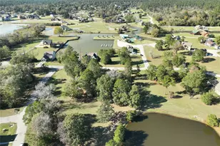 7 Silver Lakes Dr, Huntsville, TX 77340 - Photo 2