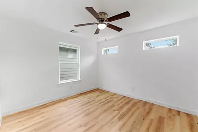 9326 Firnat Street, Houston, TX 77016 - Photo 18