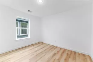 9326 Firnat St, Houston, TX 77016 - Photo 22