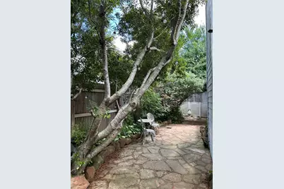 1719 Barleton Way, Houston, TX 77058 - Photo 4