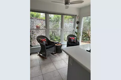 1719 Barleton Way, Houston, TX 77058 - Photo 10