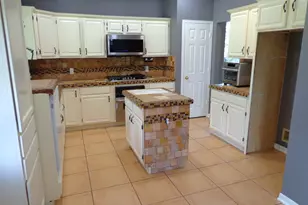 1602 Emerald Lake Ct, Houston, TX 77062 - Photo 8