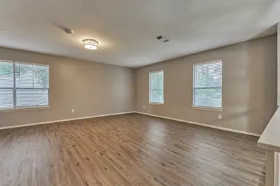 2051 Oak Shores Drive, Kingwood, TX 77339 - Photo 8