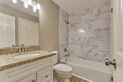 2051 Oak Shores Drive, Kingwood, TX 77339 - Photo 22